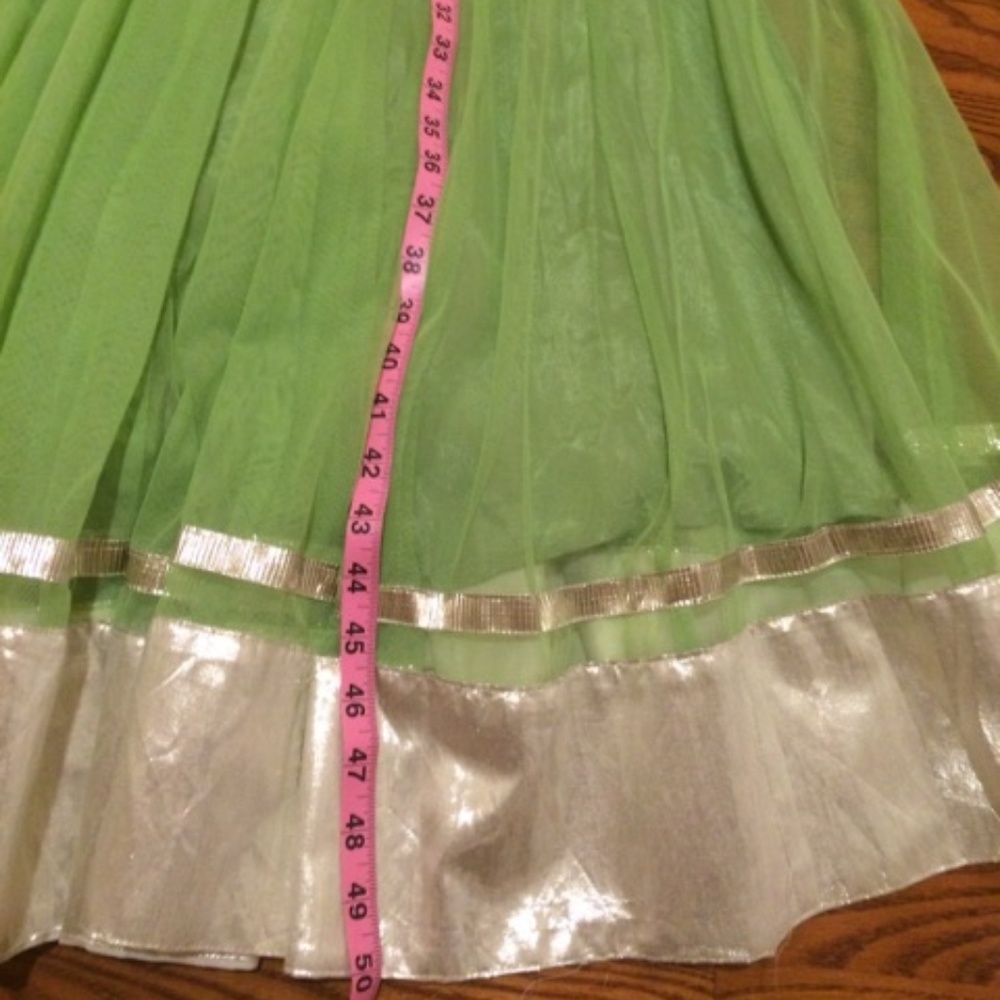 Indian/Bollywood/Pakistani Anarkali Salwar Kameez/Gown/Churidaar - Picture 3 of 8